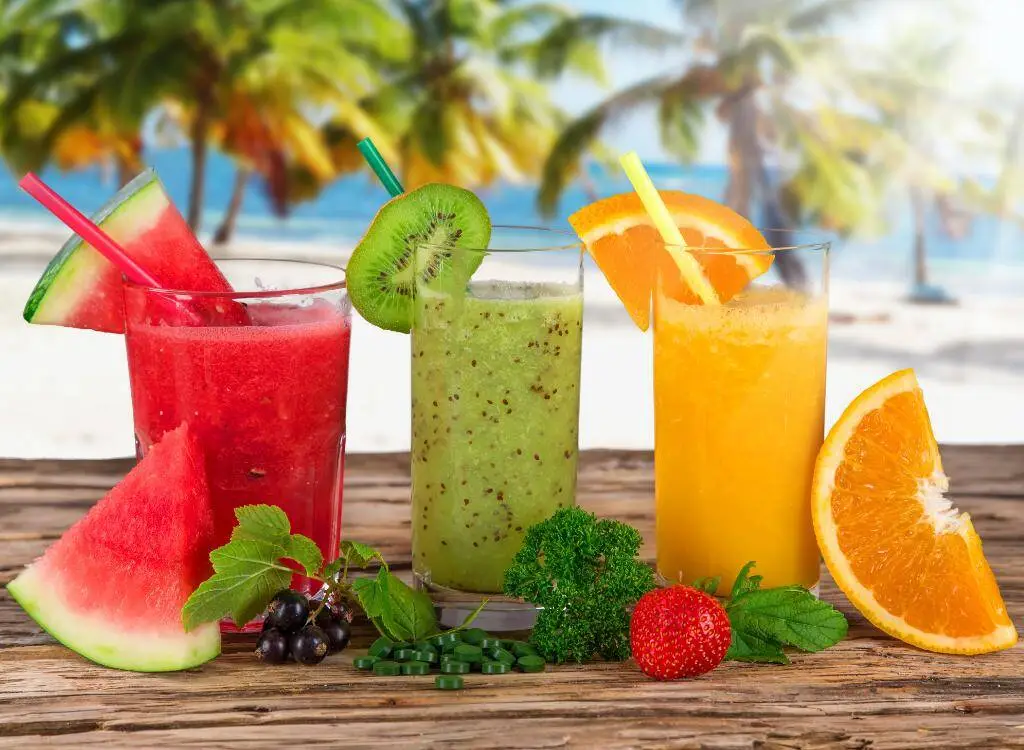 Obst zu essen ist gesünder als Saft zu trinken